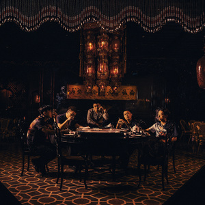 老熟女60岁大战小伙子
