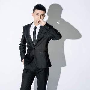 老熟女60岁大战小伙子
